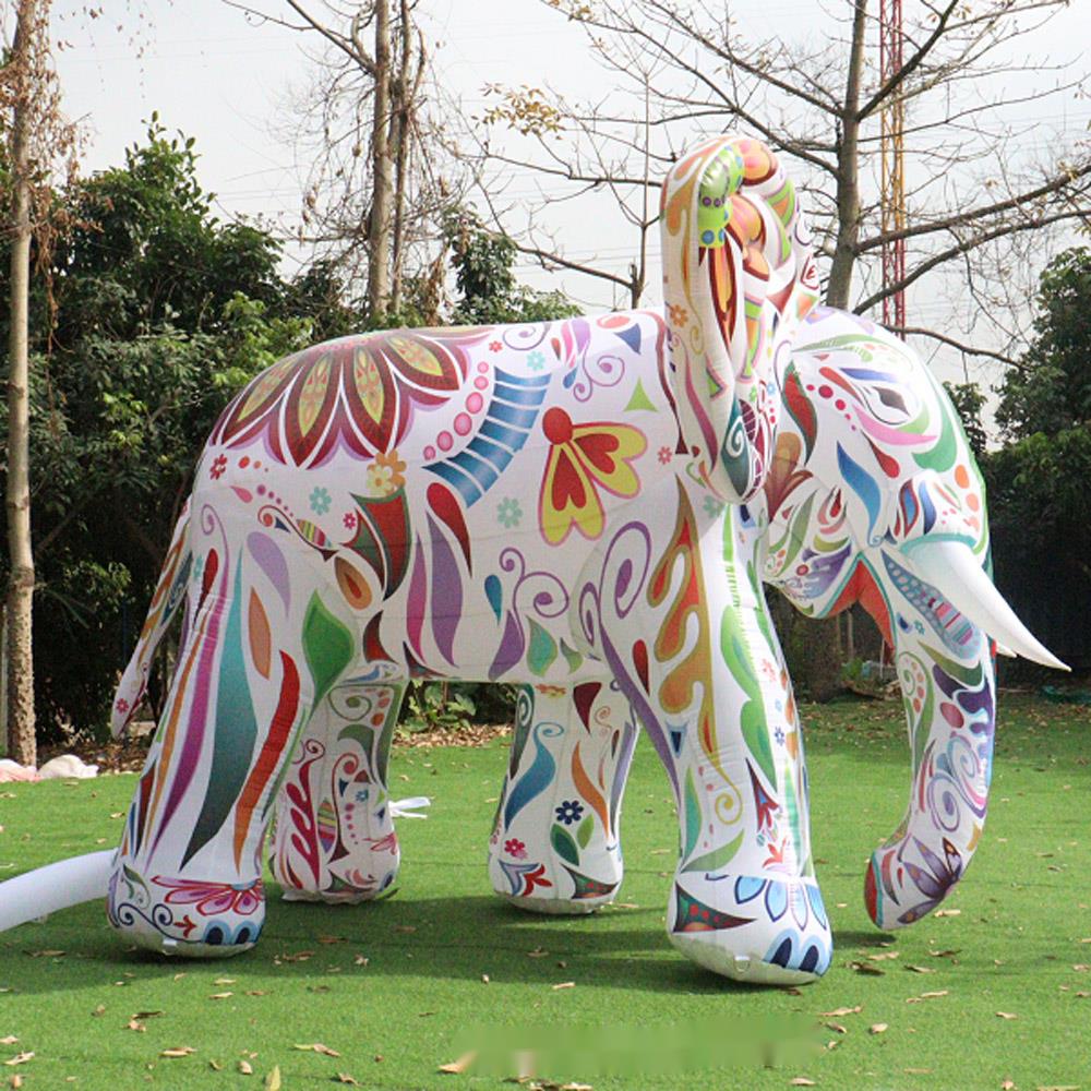 Decor Lighting The Parade - Gajah Raksasa Berwarna-warni Dengan Lampu LED,