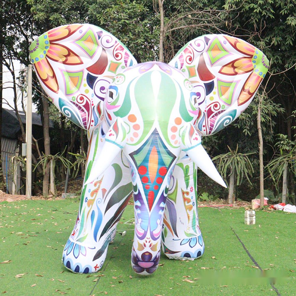 Gajah Raksasa Berwarna-warni D - Decor Lighting The Parade ulasan dan harga